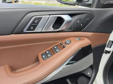 BMW X5 x50e M Sport HUD 360SkyLounge Intel-Aktivl.