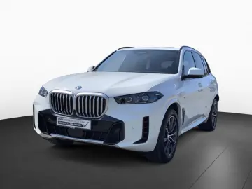BMW X5 xD 50e M SPORT DAPr 360  Pano H K 2ACHS AHK