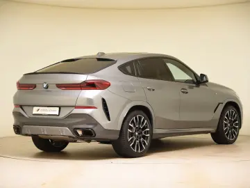 BMW X6 xDrive30d M Sport Pro ACC LED Gestik HUD Pano