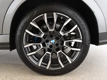 BMW X6 xDrive30d M Sport Pro ACC LED Gestik HUD Pano