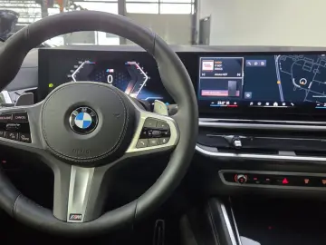 BMW X6 xDr30d M Sport Pro ACC 360 Pano H&K 22Zoll