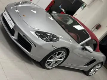 PORSCHE Porsche 718 Spyder Boxster 2.0