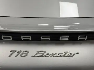 PORSCHE Porsche 718 Spyder Boxster 2.0