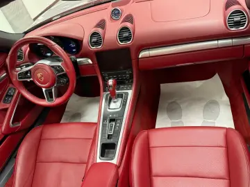 PORSCHE Porsche 718 Spyder Boxster 2.0