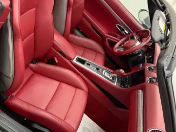 PORSCHE Porsche 718 Spyder Boxster 2.0