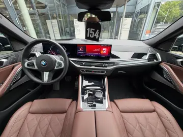 BMW X6 xDrive40d M Sport 22  Massage AHK StHzg PANO