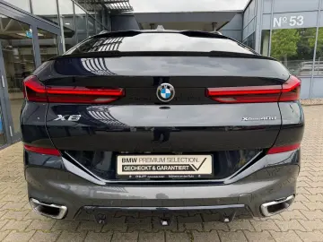 BMW X6 xDrive40d M Sport 22  Massage AHK StHzg PANO