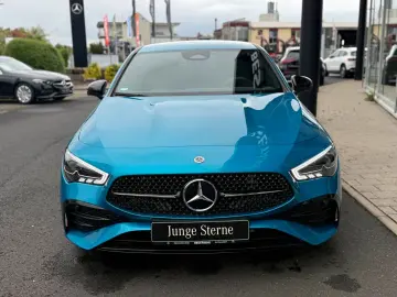 MERCEDES-BENZ CLA 200 Coupé AMG NIGHT MEMORY FAHR-ASS MBEAM
