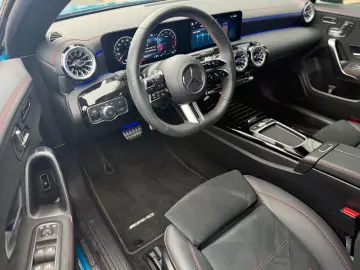 MERCEDES-BENZ CLA 200 Coupé AMG NIGHT MEMORY FAHR-ASS MBEAM