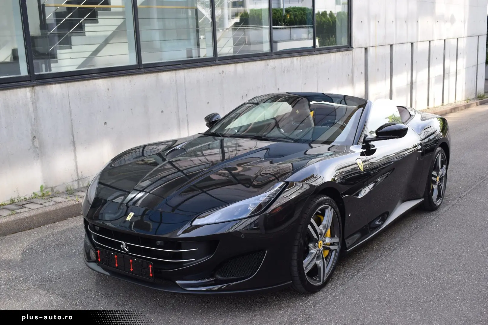 FERRARI Portofino 3.9 T V8 DCT  Carbon LED Lenkrad PPF