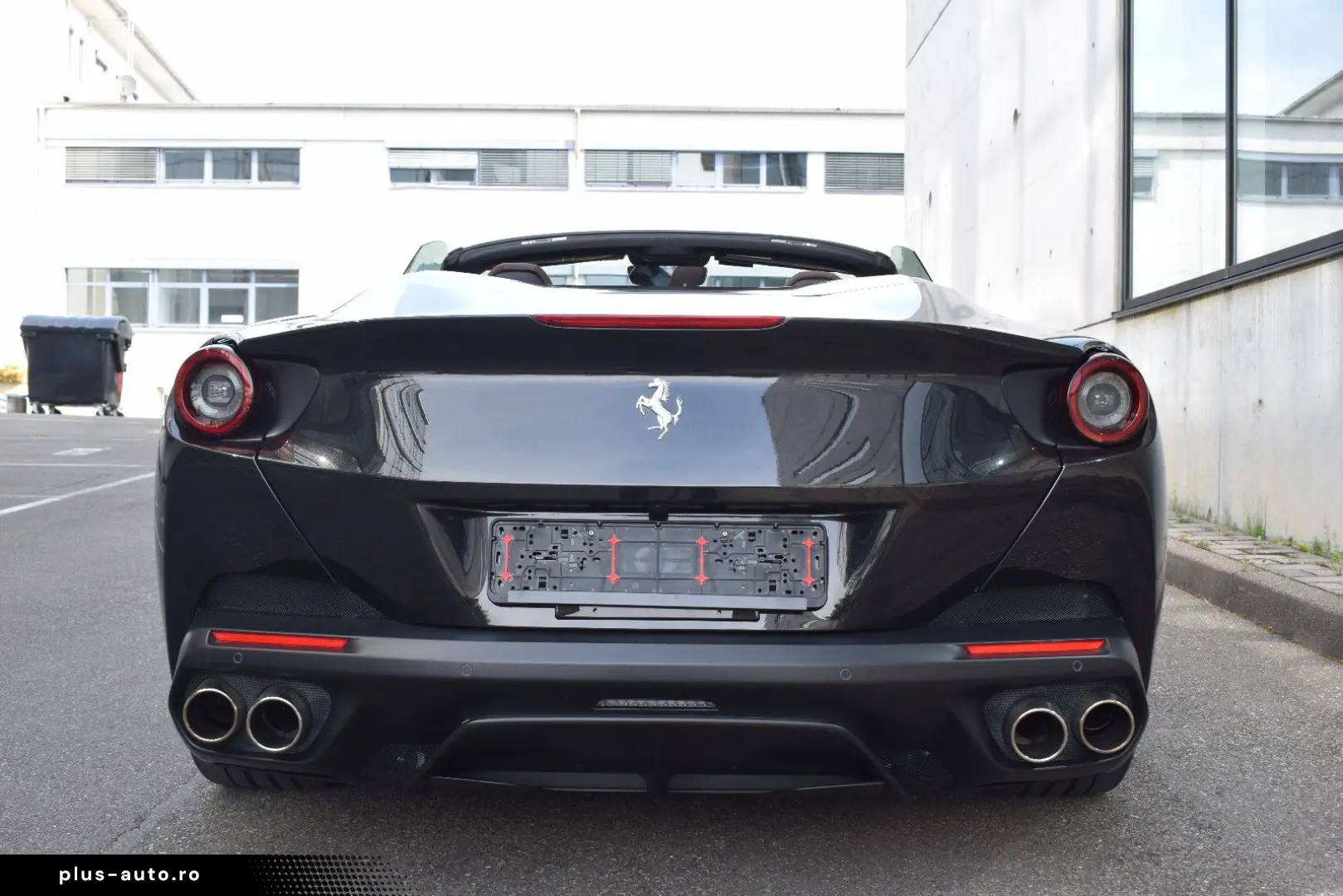 FERRARI Portofino 3.9 T V8 DCT  Carbon LED Lenkrad PPF