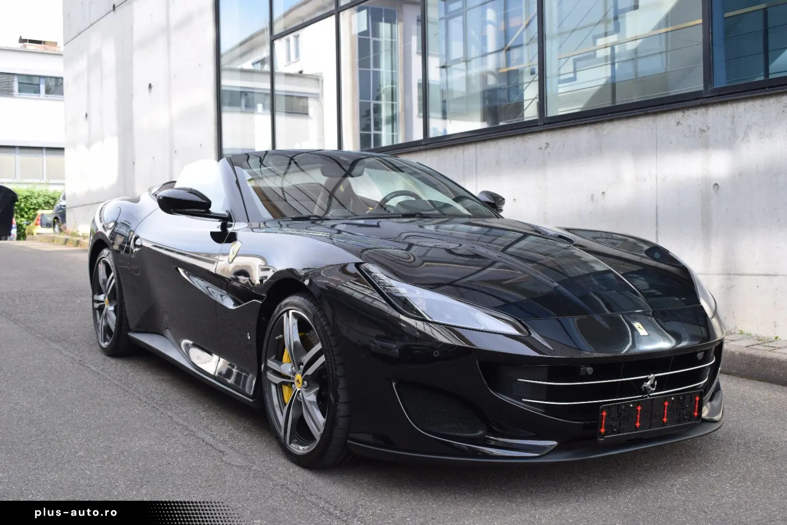 FERRARI Portofino 3.9 T V8 DCT  Carbon LED Lenkrad PPF