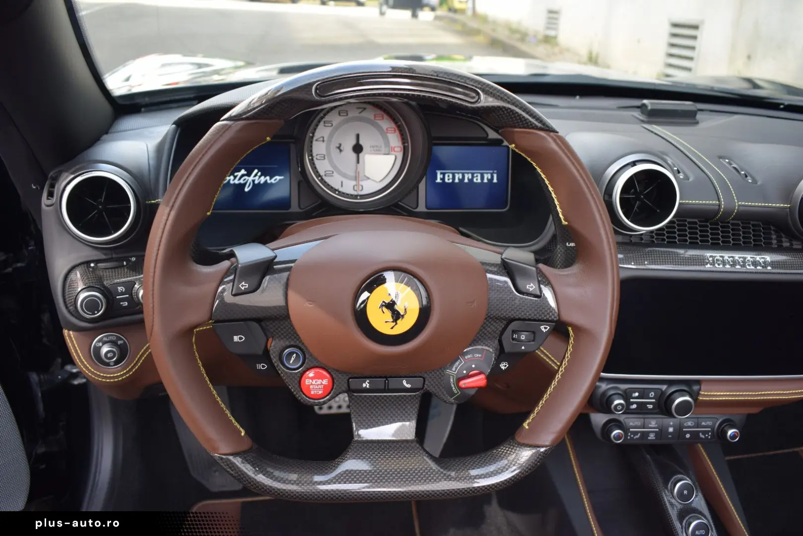 FERRARI Portofino 3.9 T V8 DCT  Carbon LED Lenkrad PPF