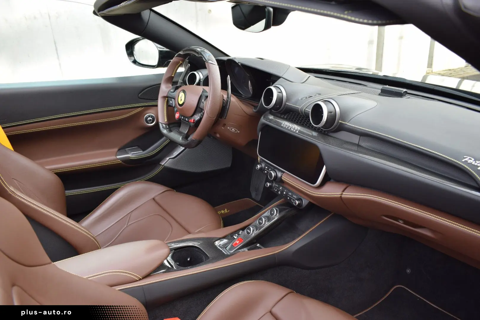 FERRARI Portofino 3.9 T V8 DCT  Carbon LED Lenkrad PPF