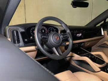 PORSCHE Cayenne Coupe   Sitzbelüftung   Luftfederung