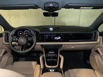 PORSCHE Cayenne Coupe   Sitzbelüftung   Luftfederung