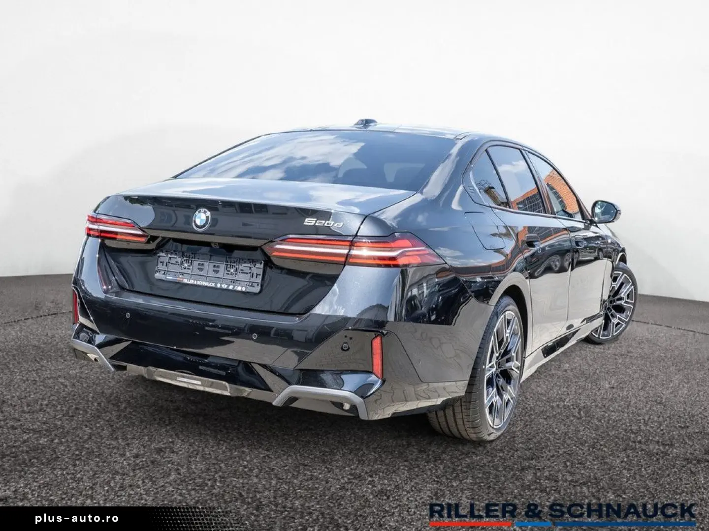 BMW 520d M-Sport AHK ACC HUD PANO 360  SITZBELÜFTUNG