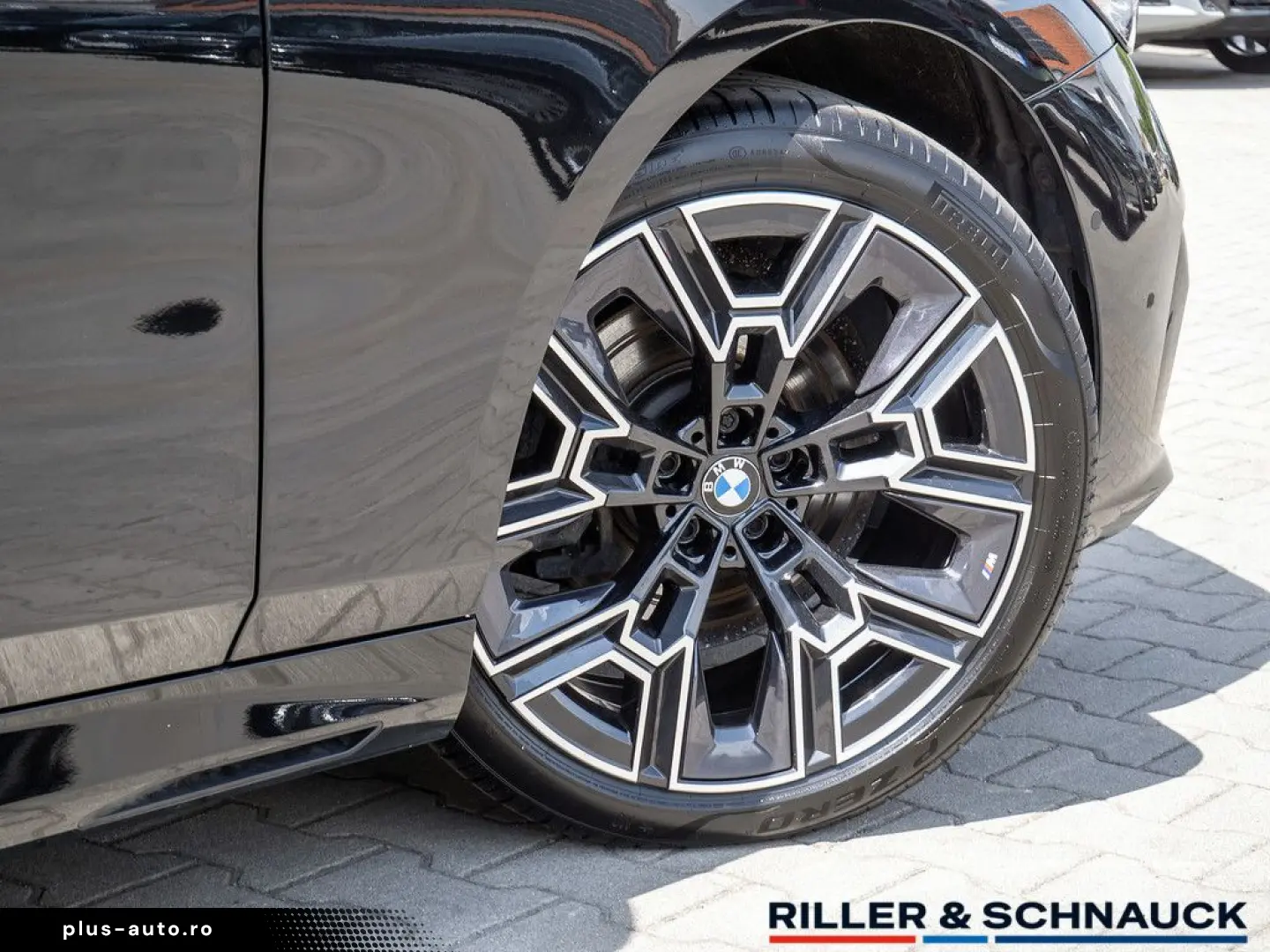 BMW 520d M-Sport AHK ACC HUD PANO 360  SITZBELÜFTUNG