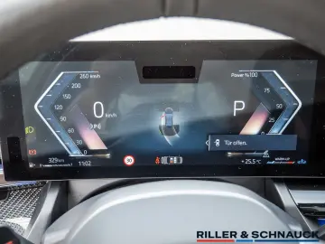 BMW 520d M-Sport AHK ACC HUD PANO 360  SITZBELÜFTUNG