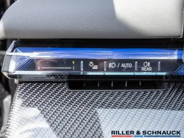 BMW 520d M-Sport AHK ACC HUD PANO 360  SITZBELÜFTUNG