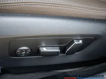 BMW 520d M-Sport AHK ACC HUD PANO 360  SITZBELÜFTUNG