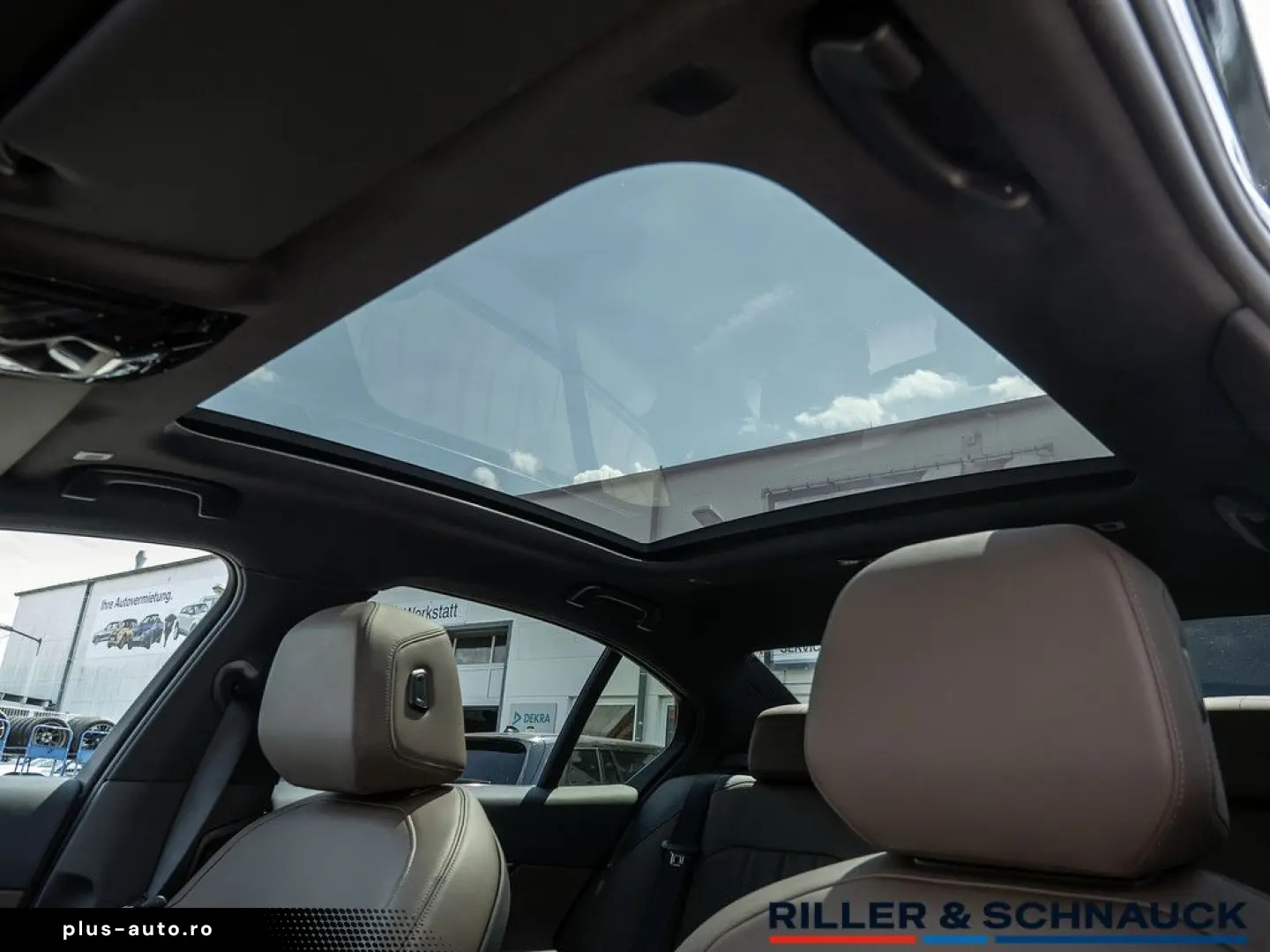 BMW 520d M-Sport AHK ACC HUD PANO 360  SITZBELÜFTUNG