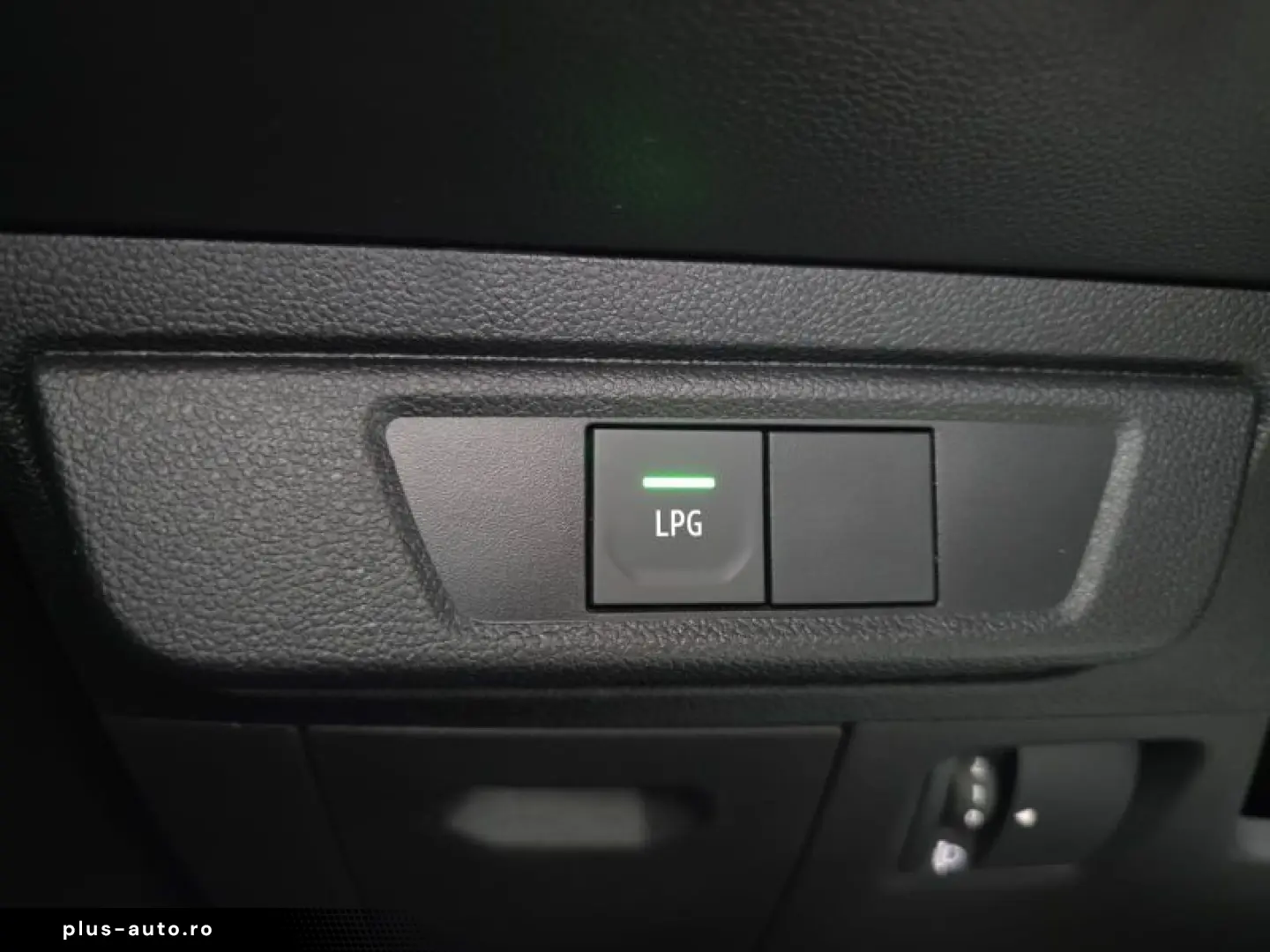 DACIA SANDERO 1.0 Eco-G 100CP Stepway Extreme