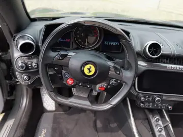 FERRARI Portofino M