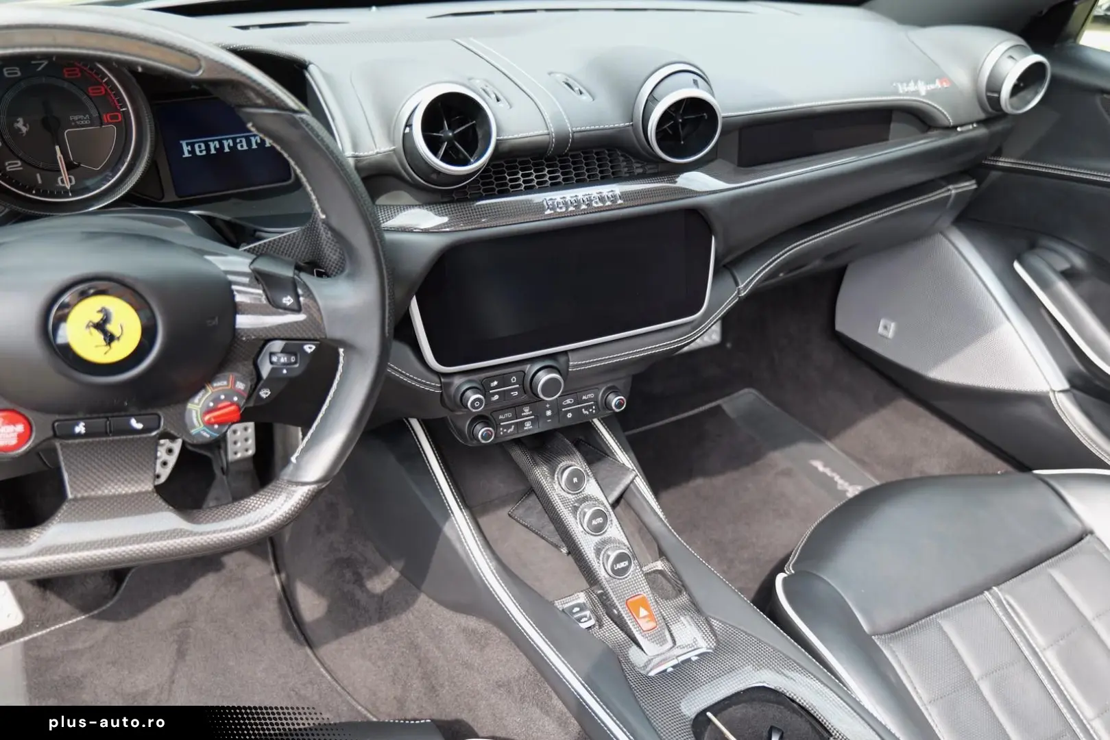 FERRARI Portofino M