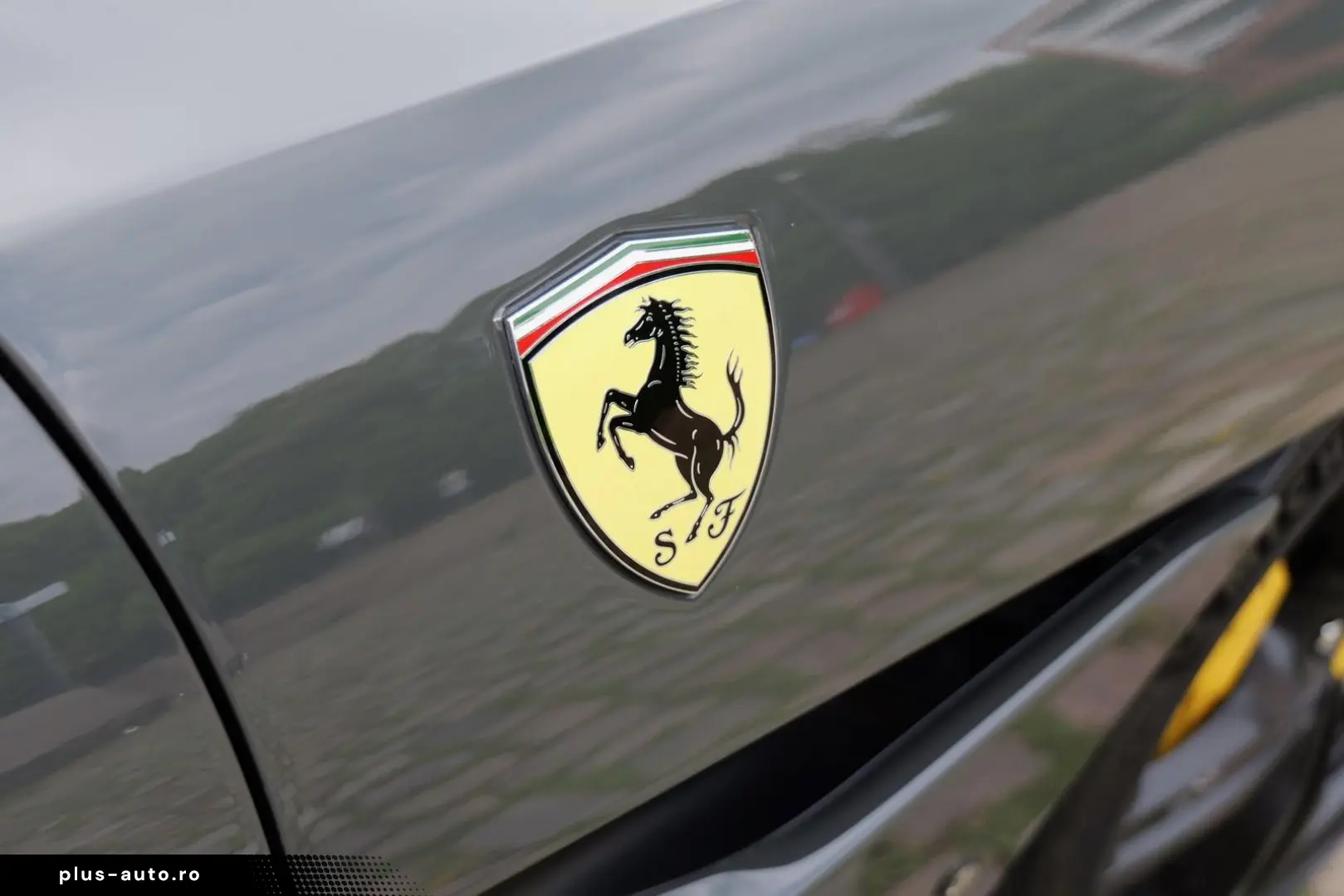 FERRARI Portofino M