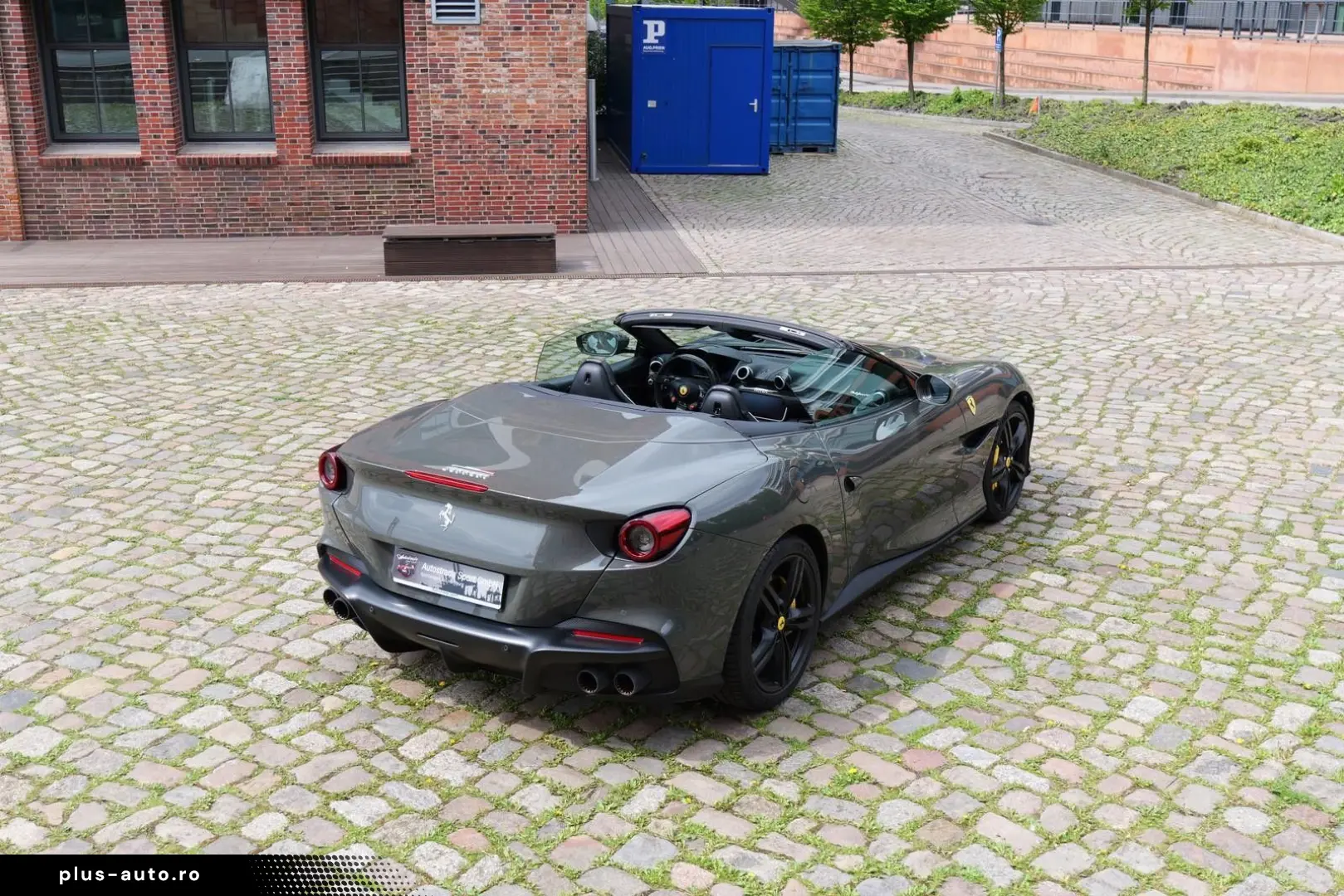 FERRARI Portofino M