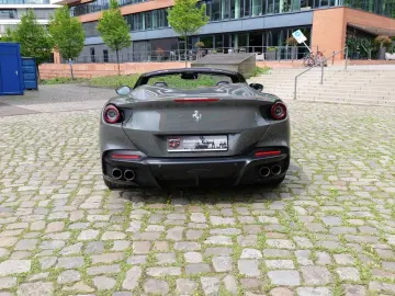 FERRARI Portofino M