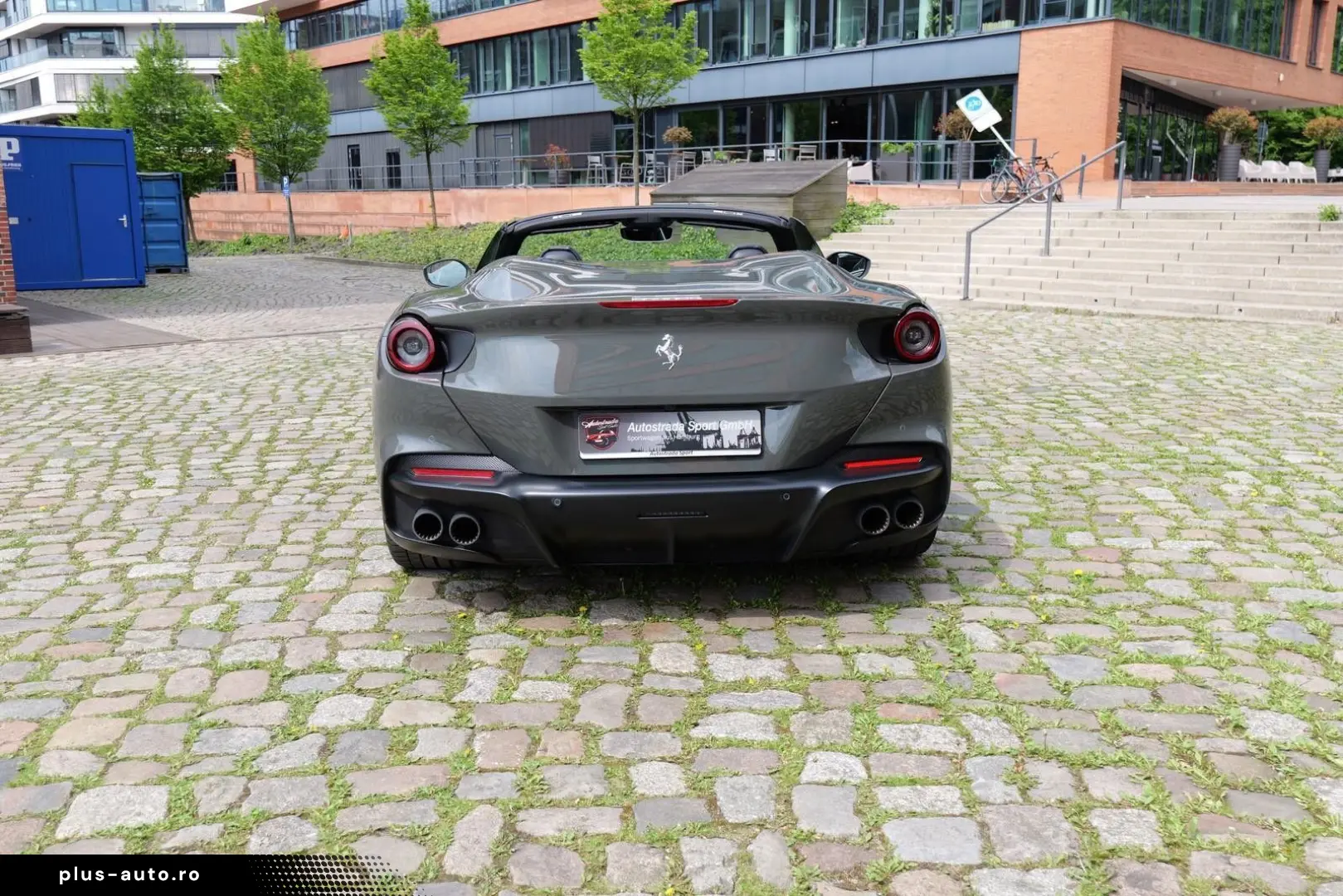 FERRARI Portofino M