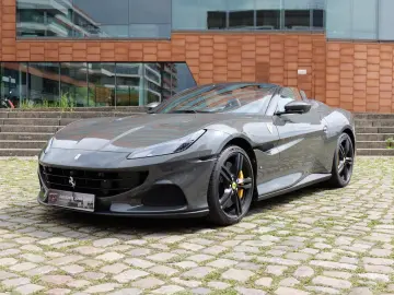 FERRARI Portofino M