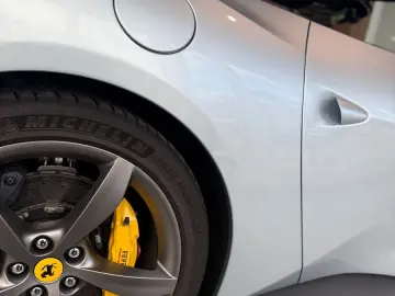 FERRARI Portofino M SITZBEL 20  APPLE CAM SCUDERIA POWER