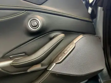FERRARI Portofino M SITZBEL 20  APPLE CAM SCUDERIA POWER