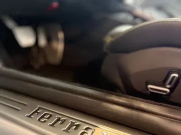 FERRARI Portofino M SITZBEL 20  APPLE CAM SCUDERIA POWER