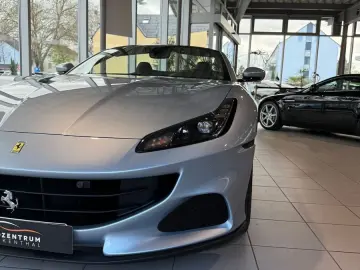 FERRARI Portofino M SITZBEL 20  APPLE CAM SCUDERIA POWER