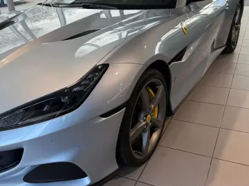 FERRARI Portofino M SITZBEL 20  APPLE CAM SCUDERIA POWER