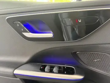 MERCEDES-BENZ C 200 AMG Schiebedach HuD KeyGO
