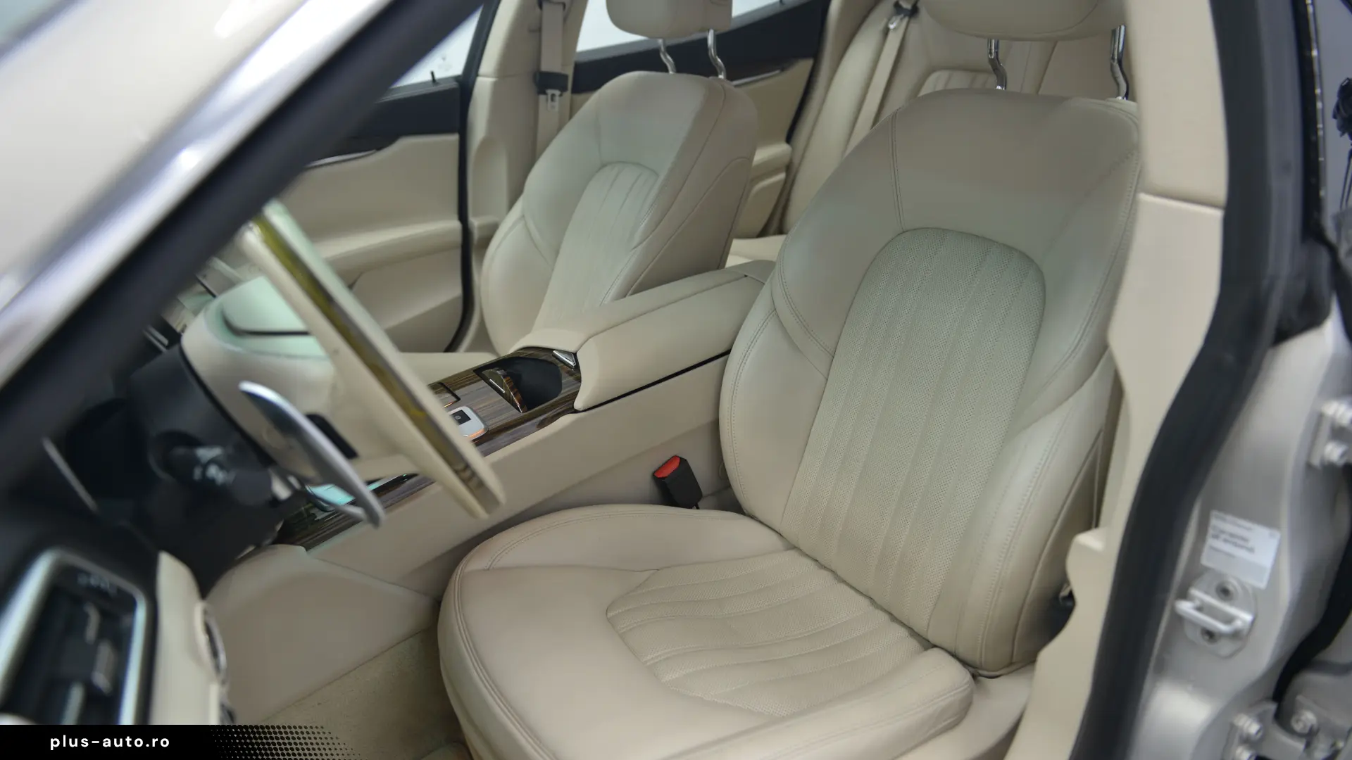 Maserati Ghibli 3.0 410CP