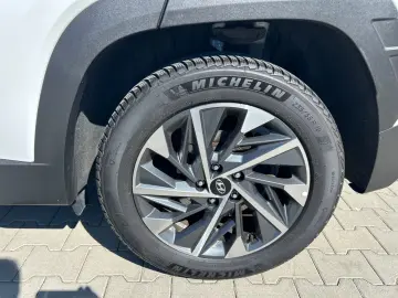 HYUNDAI Tucson 1.6 CRDI Mild-Hybrid 4WD -ACC-Kamera-LED