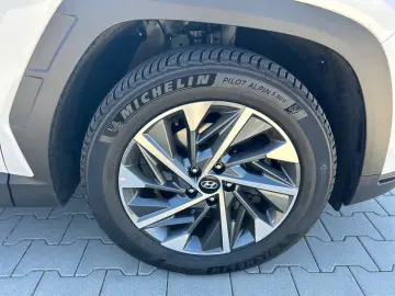 HYUNDAI Tucson 1.6 CRDI Mild-Hybrid 4WD -ACC-Kamera-LED
