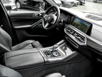 BMW X6 xDrive40d M SPORT AHK PANO H K HuD DA PROF 36