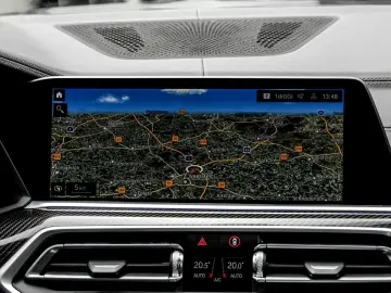 BMW X6 xDrive40d M SPORT AHK PANO H K HuD DA PROF 36