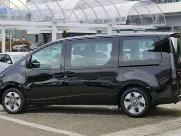 Hyundai STARIA Hybrid 9-Sitzer 1.6 T-GDI HEV (225 PS)