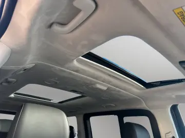 Hyundai STARIA 1.6 T-GDI HEV SIGNATURE SD PANORAMA