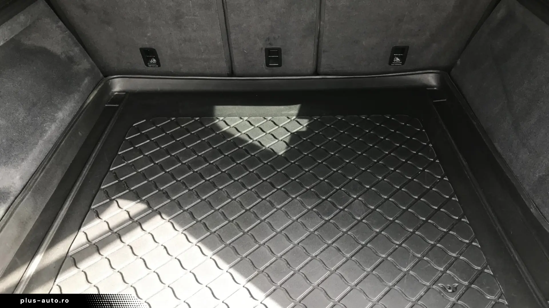 Volkswagen Touareg V6 TDI 4MOTION Elegance