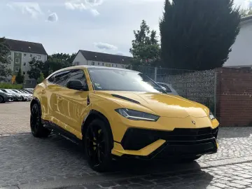 LAMBORGHINI Urus S