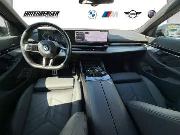 BMW 520d Limousine AHK SHZ HiFi